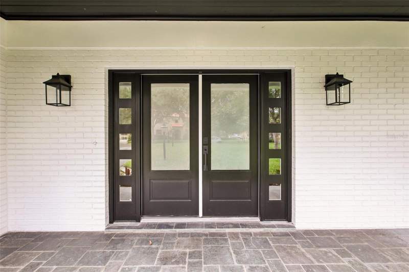 5 bedroom Single Family Residence at 226 Willowick Avenue, Temple Terrace Estates, Temple Terrace — photo 4