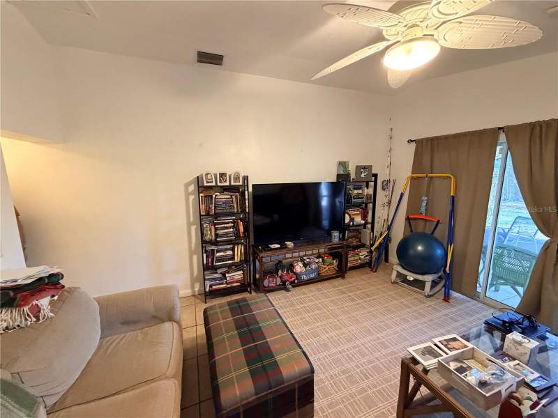 3 bedroom Single Family Residence at 2010 1/2 Vine Street, Schaeffer Sub, Leesburg — photo 4