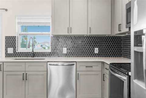4464 Jacona Drive, Hernando Beach FL - photo 16 of 56