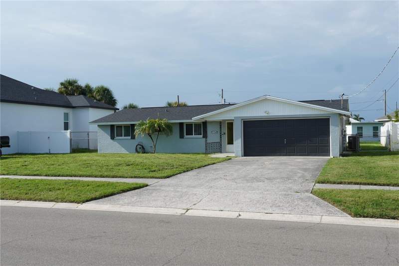 3 bedroom Single Family Residence at 536 Flamingo Drive, Apollo Beach Unit One Pt One, Apollo Beach — photo 2
