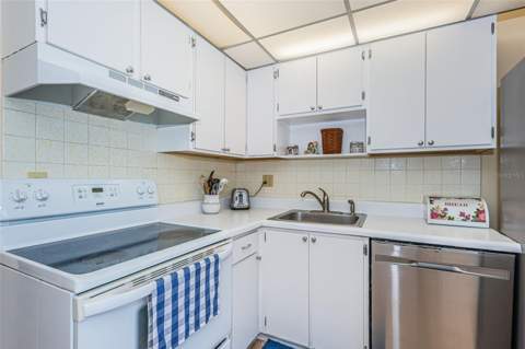 4915 Bay Street #126, St Petersburg FL - photo 11 of 41