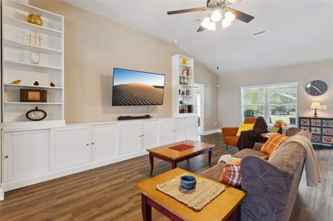 11268 Kodiak Wren Road, Weeki Wachee FL - photo 10 of 35