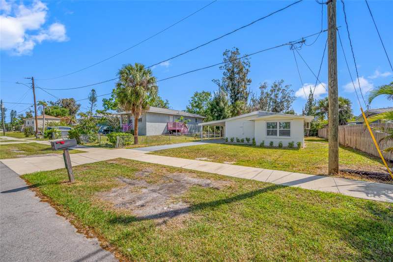 2 bedroom Single Family Residence at 6908 11th Avenue, Rubonia East Terra Ceia Resubdived, Palmetto — photo 3