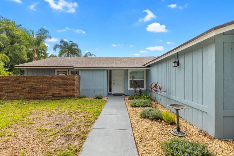 4 bedroom Single Family Residence at 15917 Country Farm Place, Country Place Unit IV B, Tampa — photo 5