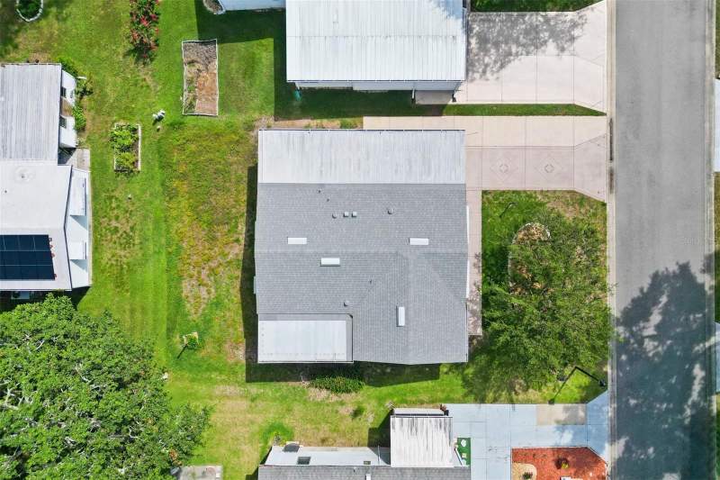 2 bedroom Manufactured Home at 1726 Hilton Head Boulevard, Lady Lake Orange Blossom Gardens Unit 09, Lady Lake — photo 2