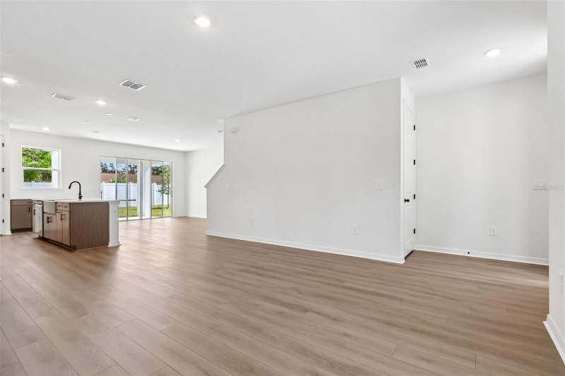 4 bedroom Single Family Residence at 2369 HUANIER COURT, WEKIVA SPRINGS COVE, APOPKA — photo 3