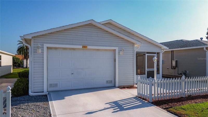2 bedroom Villa at 2301 Whisper Street, Villages Of Sumter Rainey Villas, The Villages — photo 2