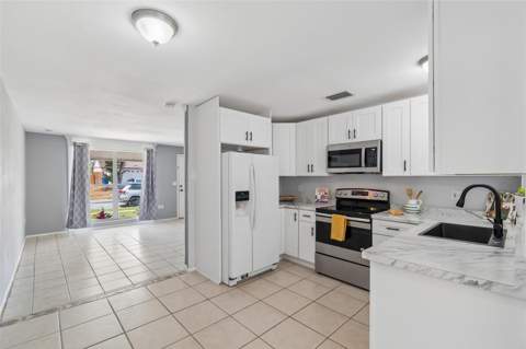 3640 Murrow Street, New Port Richey FL - photo 11 of 34