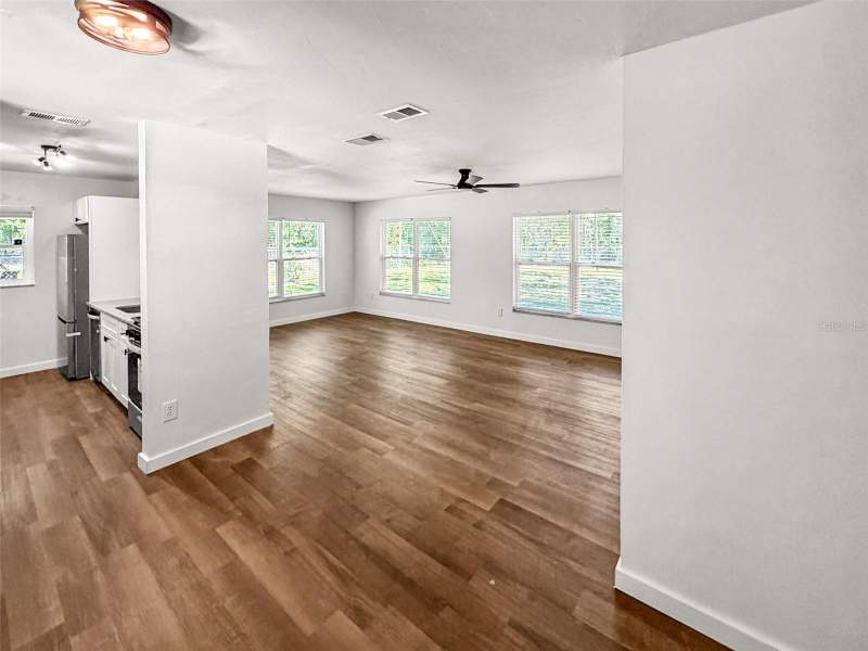 4 bedroom Single Family Residence at 2532 NE 13th Avenue, Cedar Grove, Gainesville — photo 3