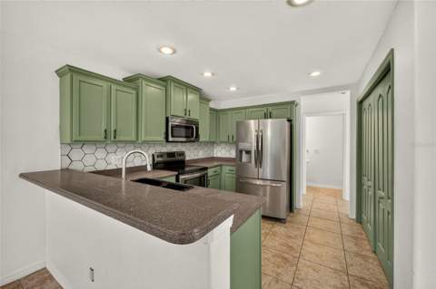11723 Tempest Harbor Loop, Venice FL - photo 13 of 45