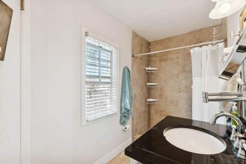 5110 Coquina Key Drive #C, St Petersburg FL - photo 20 of 60