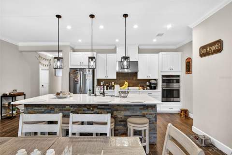 6946 Talamore Drive, Wesley Chapel FL - photo 11 of 76