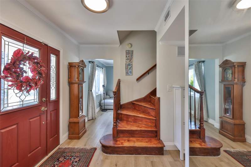 3 bedroom Single Family Residence at 1279 86th Avenue, Barcley Estates, St Petersburg — photo 5