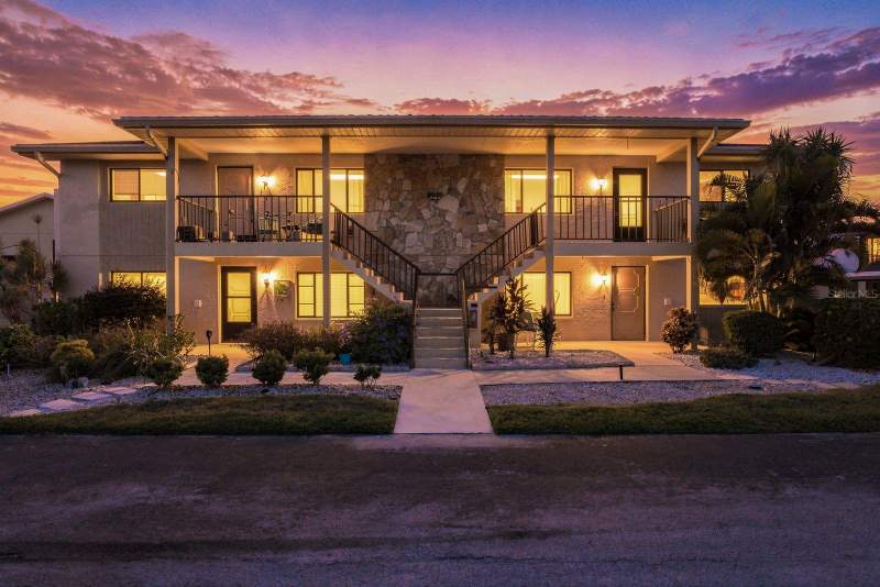 9960 EAGLES POINT CIRCLE #4 home for sale in Eagles Point Condo