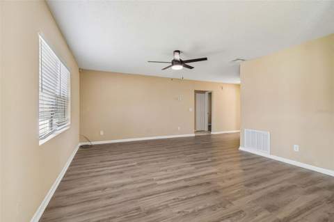 8301 Iberia Place, Tampa FL - photo 10 of 35