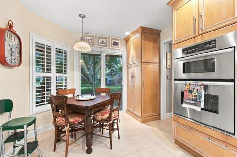 435 Date Palm Court, St Petersburg FL - photo 20 of 52