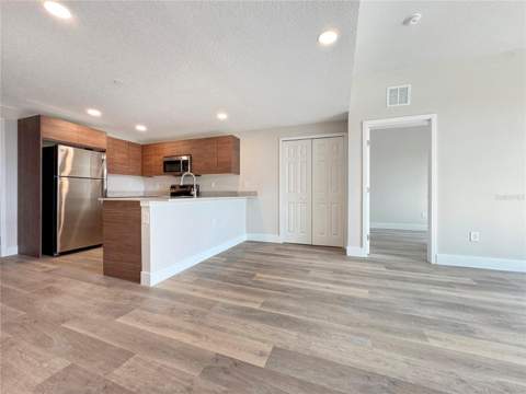 4424 S Texas Avenue #1-320, Orlando FL - photo 8 of 42