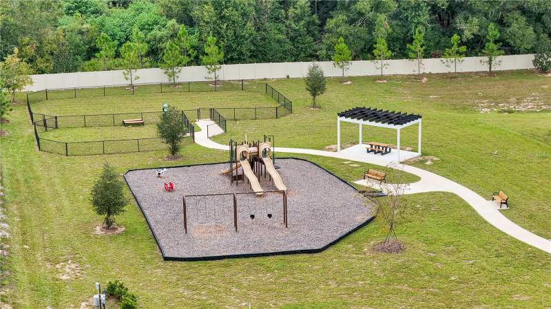 4 bedroom Single Family Residence at 6028 SW 64th Terrace, Seasons At Aurora Oaks, Ocala — photo 3
