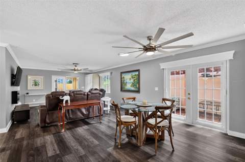 1004 Laredo Lane, Lady Lake FL - photo 14 of 38
