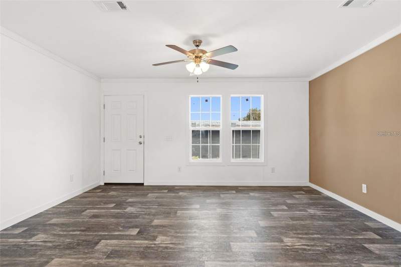 3 bedroom Manufactured Home at 5234 Yellow Pine Street, Pine Bay Park, St Petersburg — photo 4