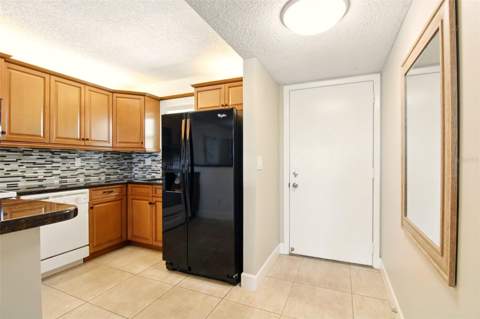 7625 Sun Island Drive #304, South Pasadena FL - photo 7 of 29