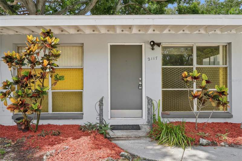3 bedroom Single Family Residence at 2117 BARCELONA DRIVE, SUNSET GARDENS, CLEARWATER — photo 2