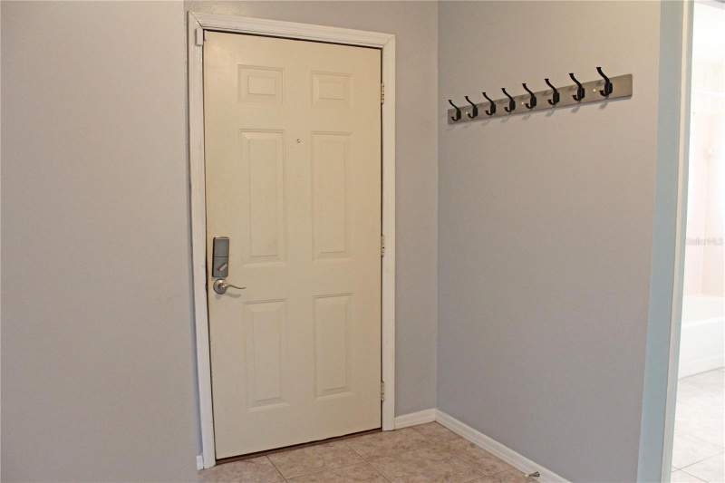 2 bedroom Single Family Residence at 6015 Seagull Lane, Sandpiper Golf & Country Club Ph 01, Lakeland — photo 4