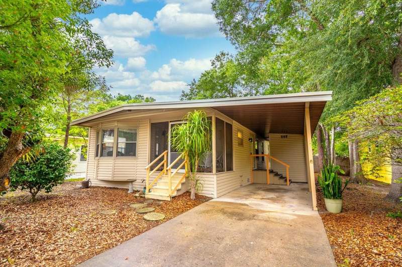2 bedroom Manufactured Home at 508 W Plantation Boulevard, The Forest, Lake Mary — photo 2