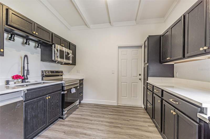 3 bedroom Single Family Residence at 416 Country Club Drive, Oldsmar Country Club Estates Sec 2, Oldsmar — photo 5