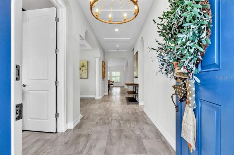 5 bedroom Single Family Residence at 17923 Barn Close Drive, Cordoba Ranch, Lutz — photo 3