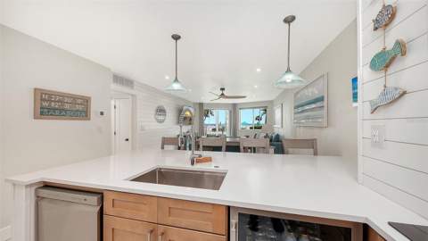 771 John Ringling Boulevard #5, Sarasota FL - photo 11 of 39