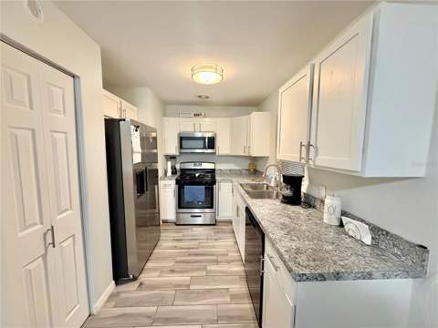 1311 Braebury Drive, Leesburg FL - photo 6 of 24