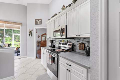 1351 Hedgewood Circle, North Port FL - photo 10 of 38