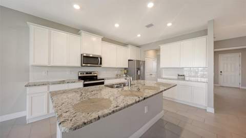 5728 Woodland Sage Drive, Sarasota FL - photo 12 of 67