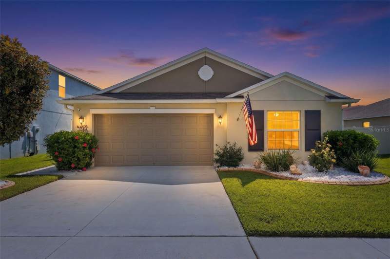 4 bedroom Single Family Residence at 1749 Broad Winged Hawk Drive, Wynnmere East Ph 2, Ruskin — photo 2