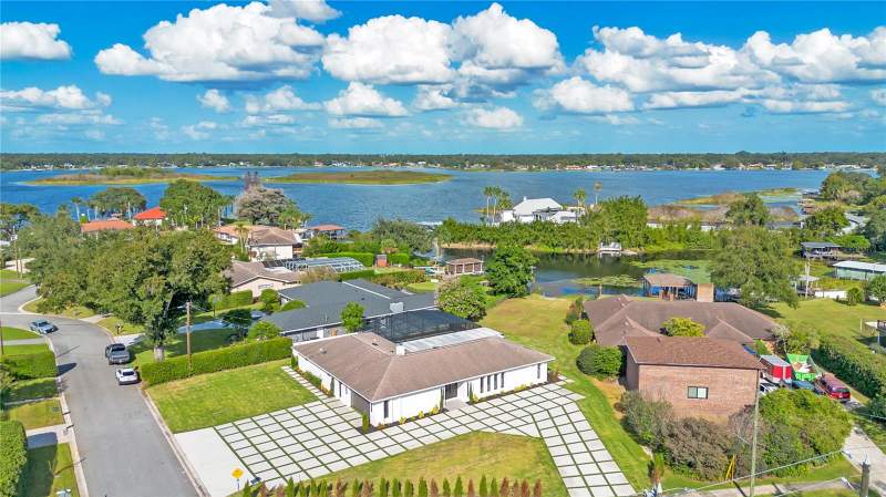 4 bedroom Single Family Residence at 5031 Saint Denis Court, Lake Conway Estates, Belle Isle — photo 4
