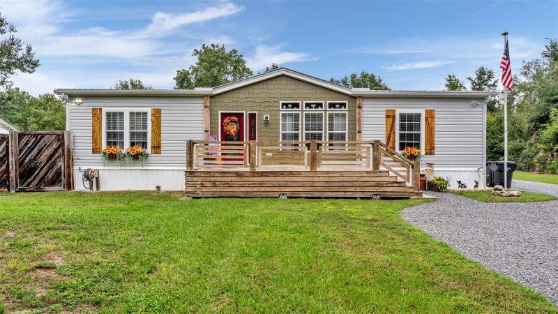 3 bedroom Manufactured Home at 4925 Clayton Road, Ranchwood Acres, Kathleen — photo 2