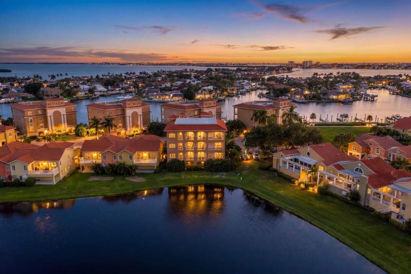 3 bedroom Condominium at 43 Bayview Court #A, Pointe At Marina Bay Condo The, St Petersburg — photo 2