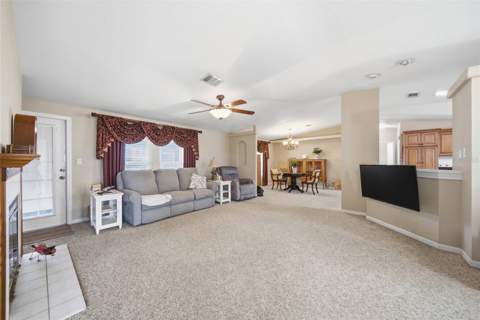 8401 Weatherford Avenue, Brooksville FL - photo 9 of 33