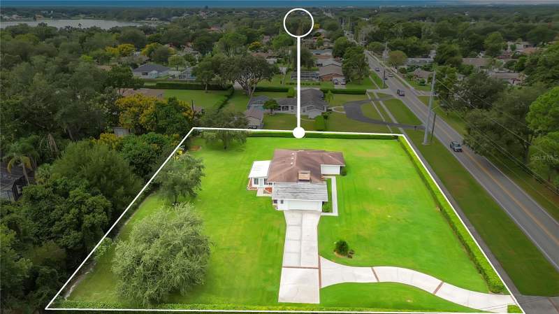 3 bedroom Single Family Residence at 1615 Lake Miriam Drive, Duncan Heights Sub, Lakeland — photo 2