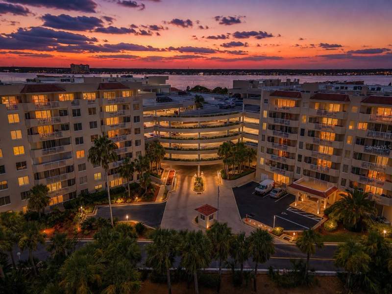 3 bedroom Condominium at 3 Oceans Boulevard #2D4, The Oceans Cloverleaf Condo, Daytona Beach — photo 2