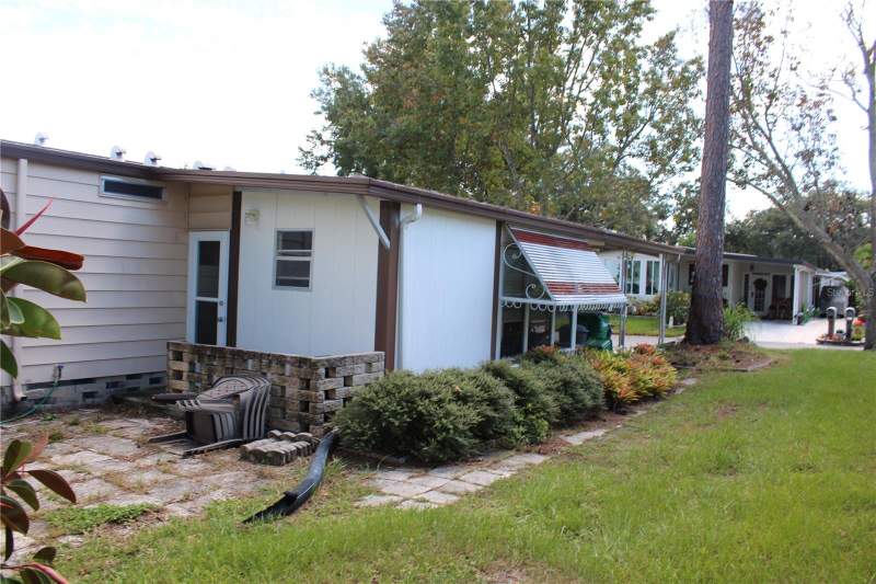 2 bedroom Manufactured Home at 133 Vinewood Drive #9, Briar Creek Mobile Home Community II Condo, Safety Harbor — photo 5