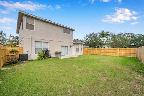 402 Halifax Bay Court, Apollo Beach FL - photo 13 of 70