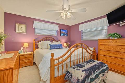 7512 Holly Lake Lane, New Port Richey FL - photo 19 of 36