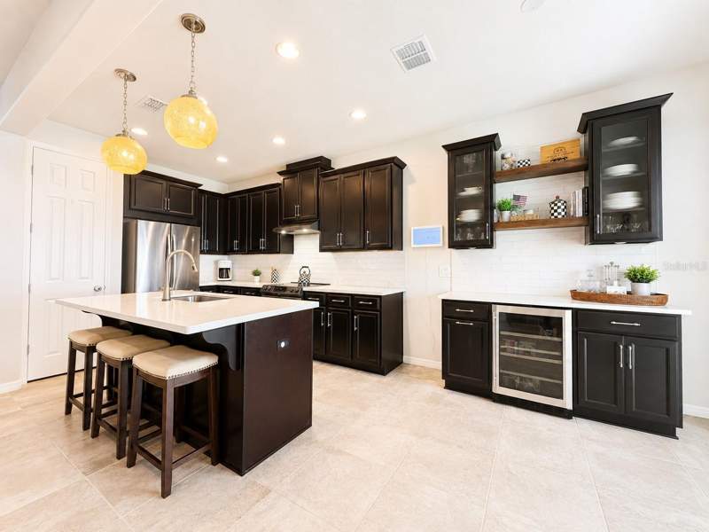 4 bedroom Single Family Residence at 8011 Bushmaster Avenue, Randal Park Ph 5, Orlando — photo 3