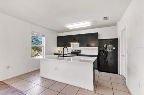 2150 Rockmart Loop, Tavares FL - photo 12 of 35