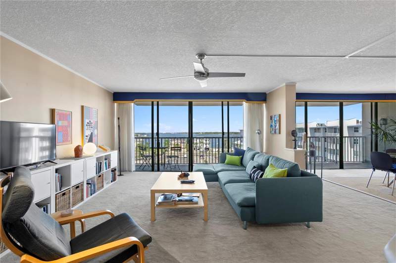 2 bedroom Condominium at 450 Treasure Island Causeway #702, Treasure Island Tennis & Yacht Club, Treasure Island — photo 2