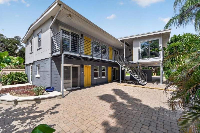 7 bedroom Condo - Hotel at 1236 13th Street, Valencia Terrace Rev, Sarasota — photo 4