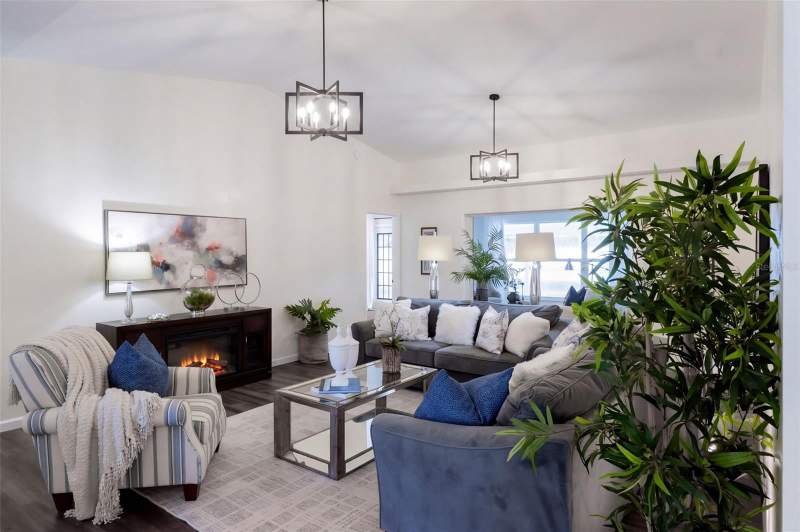 4 bedroom Single Family Residence at 6419 Lunn Road, Lakeland, Lakeland — photo 3