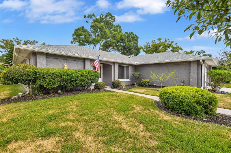 2 bedroom Single Family Residence at 1743 Macdonnell Drive, Highland Lakes Unit 14 Ph 1, Palm Harbor — photo 3